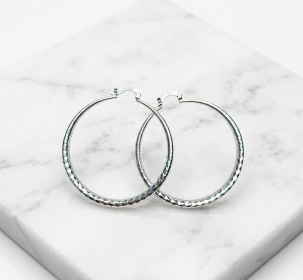 Aretes Arracadas de Plata 925 para Mujer con Textura Diamantada