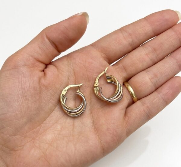 Aretes de Oro 14K Diseño Entrelazado Elegancia Moderna (2) Aretes de Oro 14K Diseño Entrelazado Elegancia Moderna
