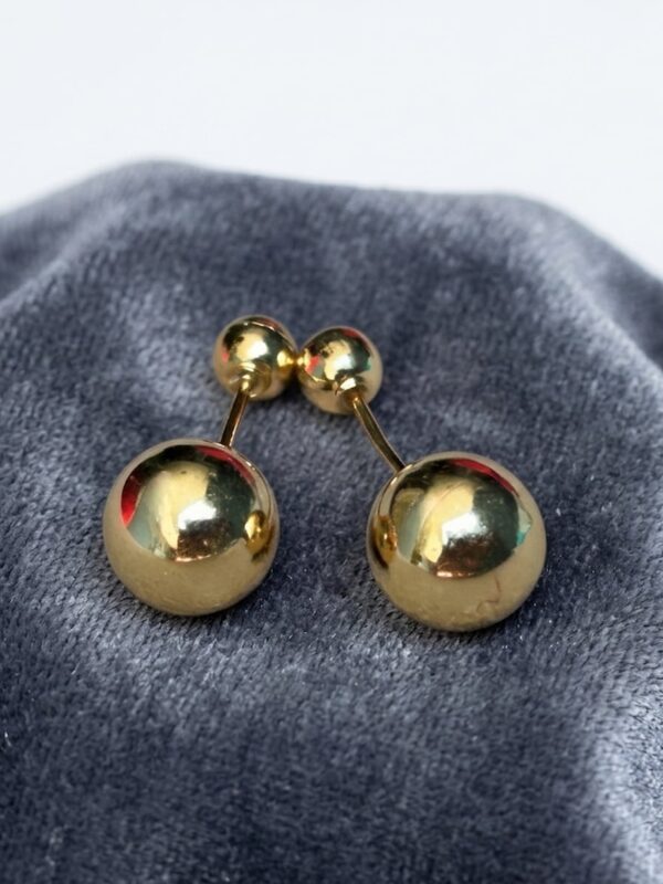 Aretes de Oro 14K Tipo Bolita para Mujer | Joyería Fina Minimalista y Elegante