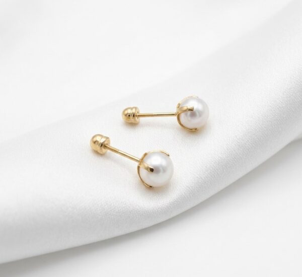 Aretes de Oro 14K con Perla Natural