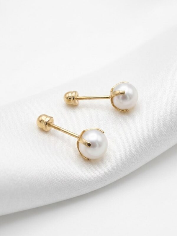 Aretes de Oro 14K con Perla Natural