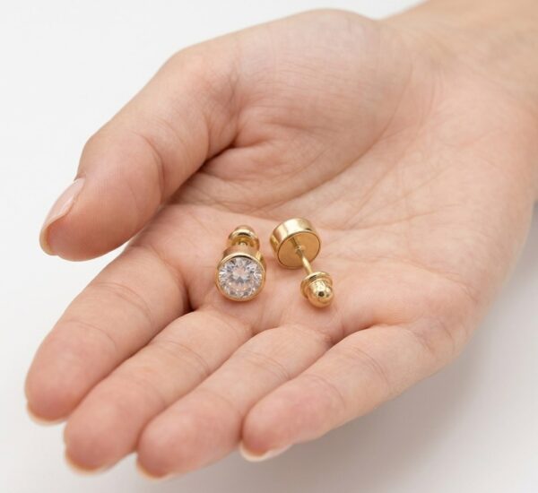 Aretes de Oro 14K con Zirconia para Mujer Broqueles Elegantes y Clásicos (2) Aretes de Oro 14K con Zirconia para Mujer | Broqueles Elegantes y Clásicos