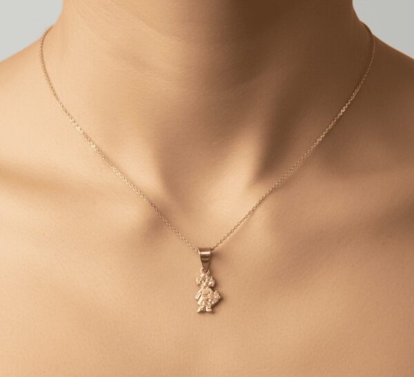 Dije de Oro 14K - Niña con Osito - Joyería Infantil Sentimental Dije de Oro 14K - Niña con Osito - Joyería Infantil Sentimental