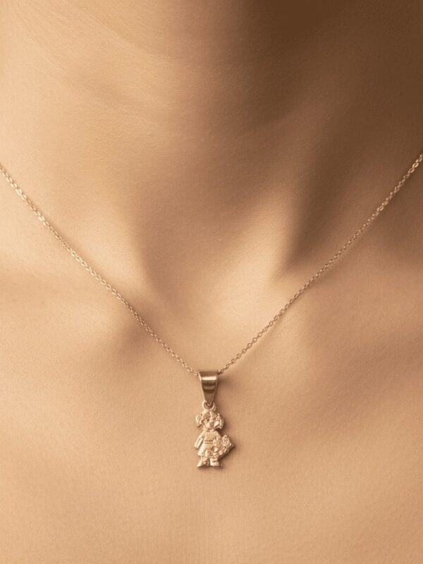 Dije de Oro 14K - Niña con Osito - Joyería Infantil Sentimental