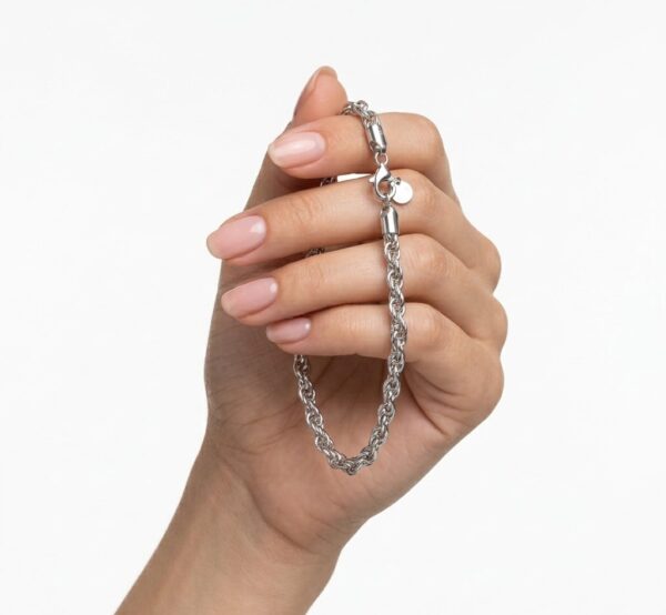 Pulsera Plateada Trenzada para Mujer Elegante y Delicada (2) Pulsera Plateada Trenzada para Mujer Elegante y Delicada